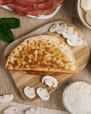 Crescione Porcini, Speck e Mozzarella -Senza glutine - Con lattosio -  <br>GR. 230<br>