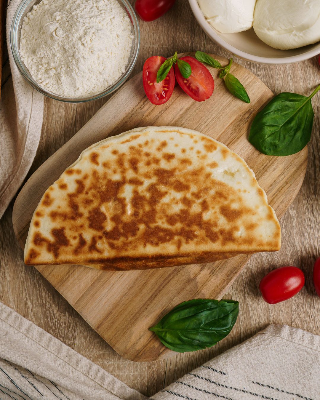 Crescione Pomodoro Mozzarella