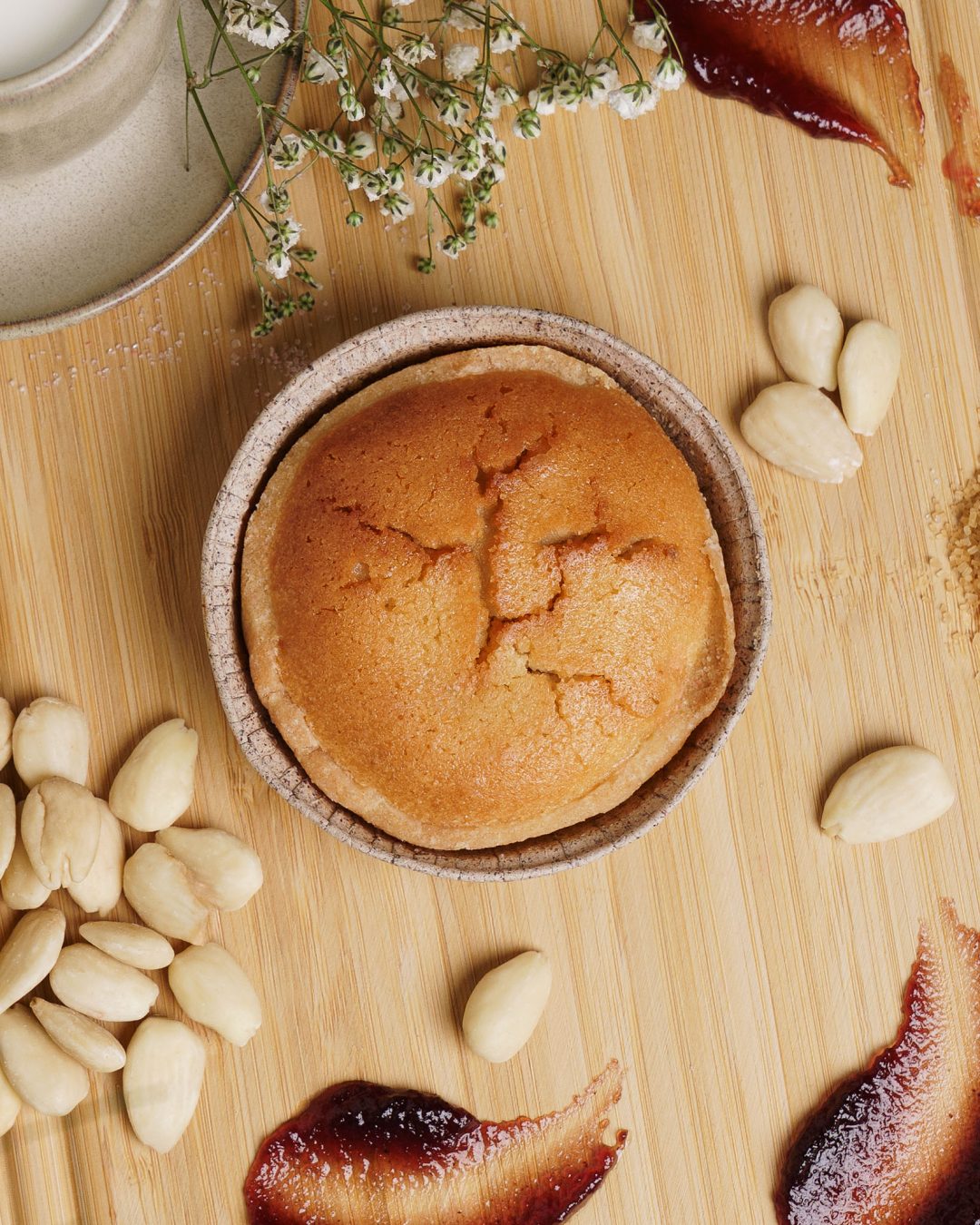 Crostatina Ciliegie Financier Mandorle